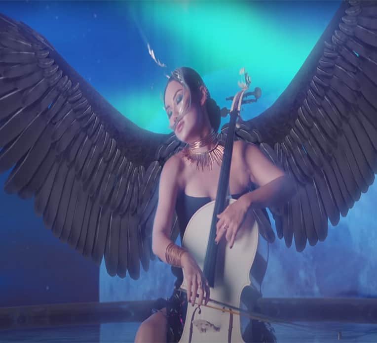 Still from Tina Guo's music video for "Moonlight Sonata"