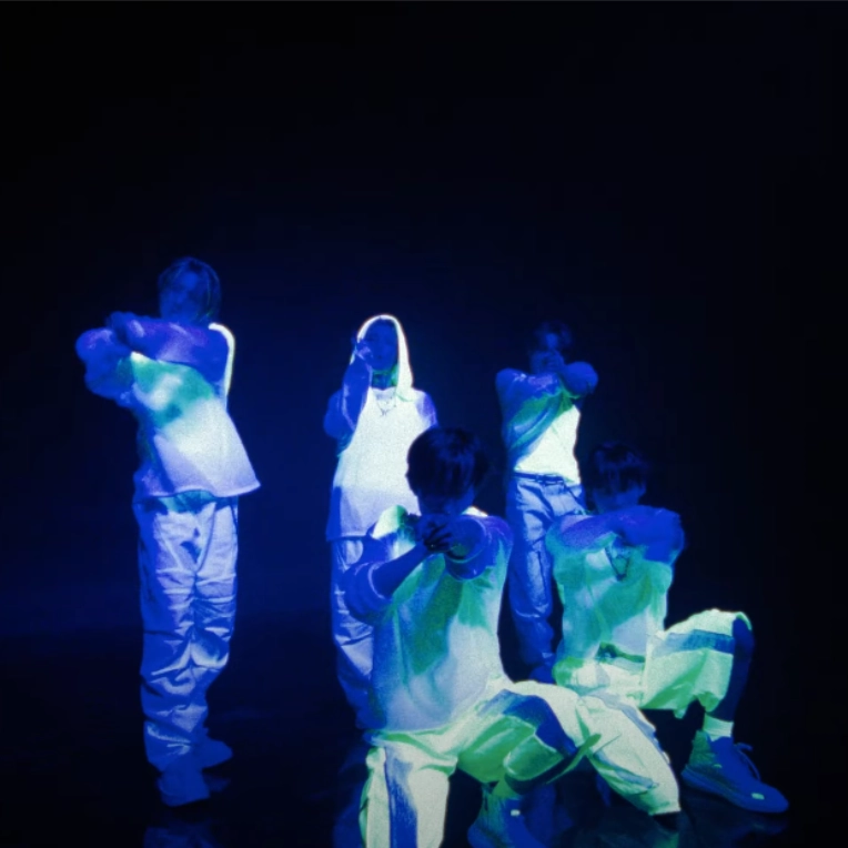 Still from 1VERSE's "Shattered" music video.