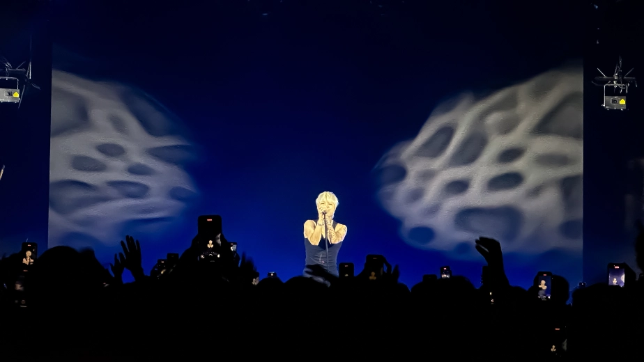 ASH ISLAND connecting emotionally with his fan base during the Los Angeles stop of his 2025 'Voice Memo: Black Rose' World Tour stop.