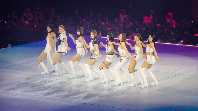 twice this is for world tour 2026 1 22 performing this is for kia forum los angeles